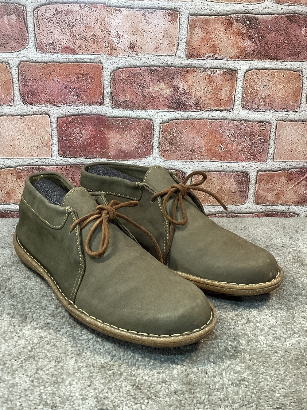 Born Nuala II womens Chukka boots size 11